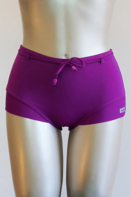 Σλιπ μαγιό hipster με κορδονάκι στη μέση που συγκρατεί την κοιλιά