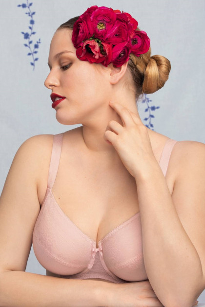 Σουτιέν με μπανέλες από αρίστης ποιότητας δαντέλα μέχρι θήκη J