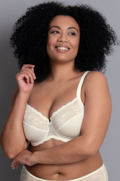 Sensual underwire bra with lace and thin stripes