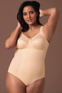LUCIA - Non-wired comfort corselet with tulle and lace on cups