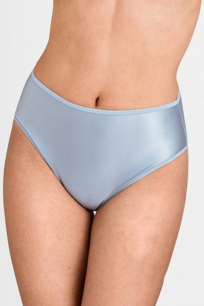 Ψηλόμεσο σλιπ tai από ελαστική και ανθεκτική μικροϊνα. Και για εύσωμες σιλουέτες