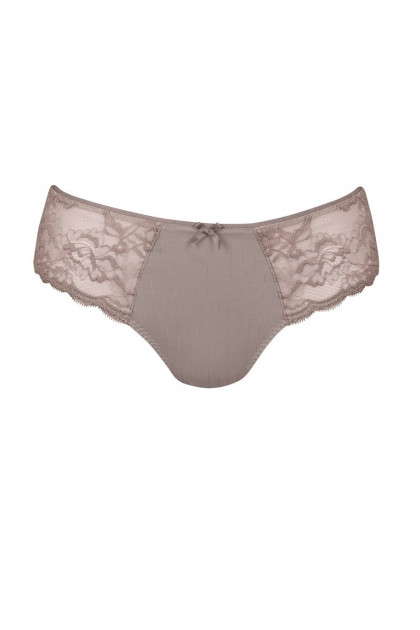High-waist brief with lace on the front