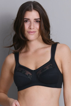 Romantic, non wired comfort bra with tulle on cups