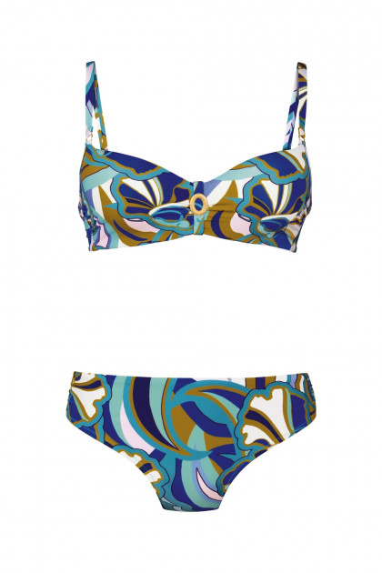 Κομψό μπικίνι με μπανέλες που συγκρατεί το πλούσιο στήθος και αναδεικνύει το μπούστο