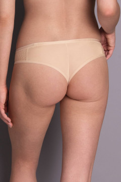 Stylish slip thong with fine and durable tulle on the sides