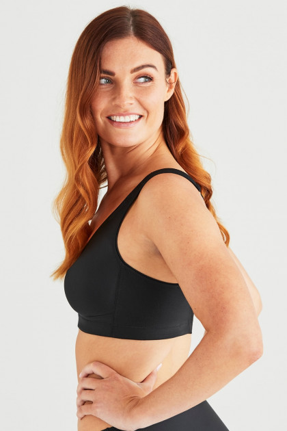 Clean curves non-wired front fastening soft bra