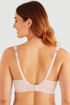 Lace non-wired bra with wide, comfortable straps