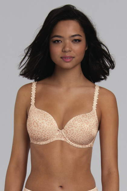 Underwired bra with preformed push up cups for a perfect décolleté