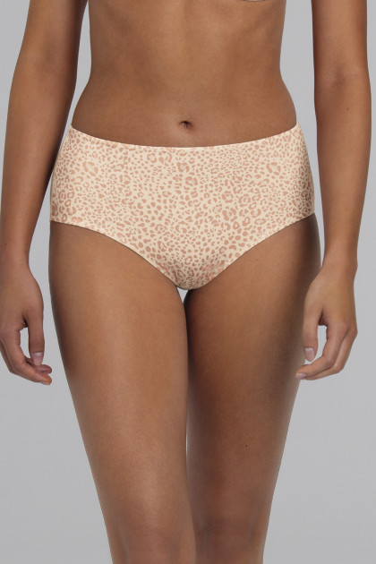 Ψηλόμεσο σλιπ σε animal print. Κολακεύει όλες τις σιλουέτες