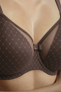 EVE stylish, functional underwire bra with moulded cups