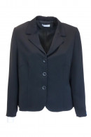 Elegant jacket with three buttons
