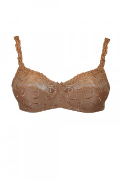 Feminine nonwired bra that gives beautiful décolleté