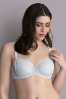 Sensual underwire bra with lace and thin stripes
