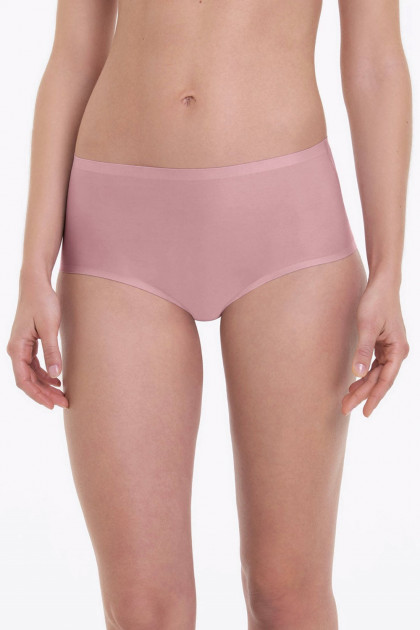 Ψηλόμεσο σλιπ χωρίς ραφές. Από ελαστικό ύφασμα. Δεν διαγράφει