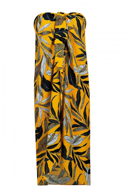 Floral pareo that can be worn in many ways