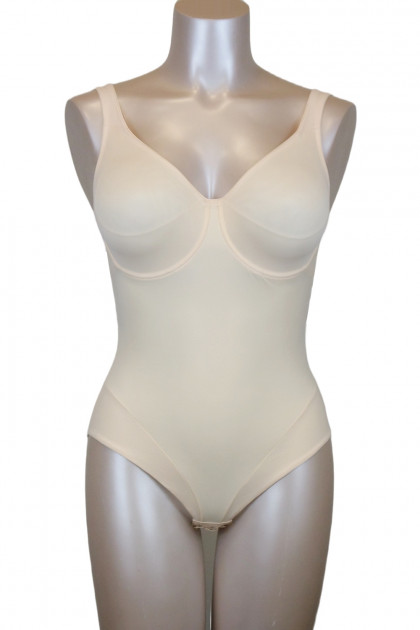 Modern, simple and comfortable underwired body with double lined cups