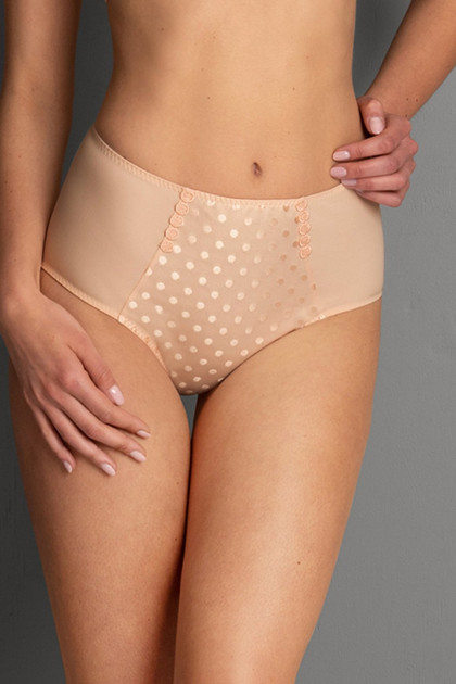 High waist slip made of jacquard fabric that lets the skin breathe