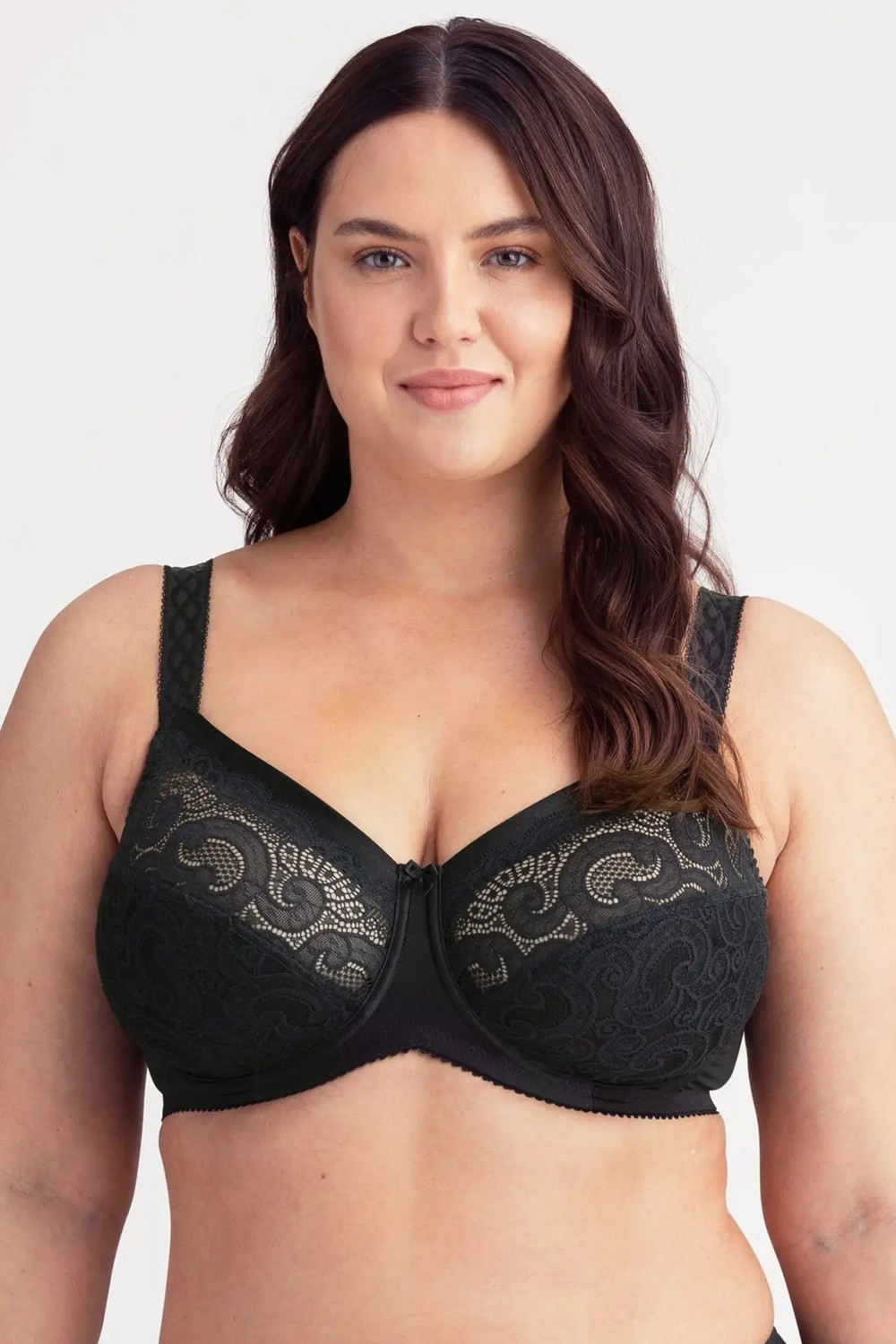 Smooth Lacy underwired bra – T-shirt bra that provides support and lift –  Miss Mary