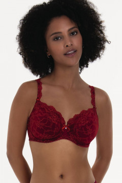 Underwired bra in a floral design made of soft stretch lace