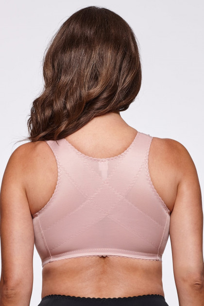 Non-wired front-closing bra with lace for women with larger bust