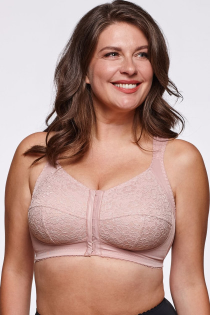 Non-wired front-closing bra with lace for women with larger bust
