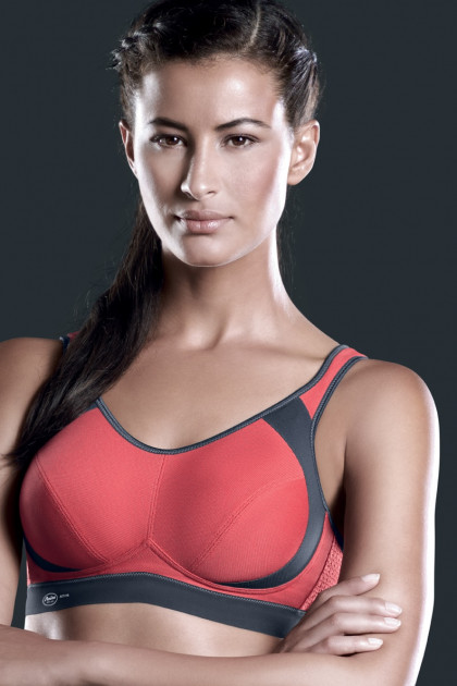 Maximum support EXTREME CONTROL sports bra