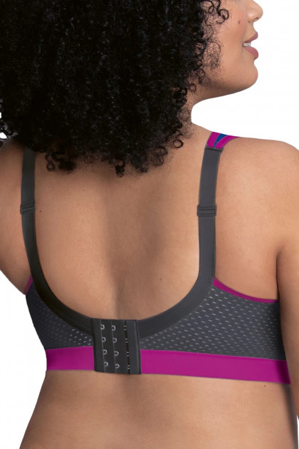 Maximum support EXTREME CONTROL sports bra