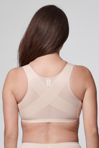 Non-wired front-closing bra with lace for women with larger bust