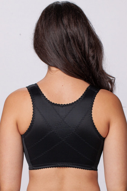 Non-wired front-closing bra with lace for women with larger bust