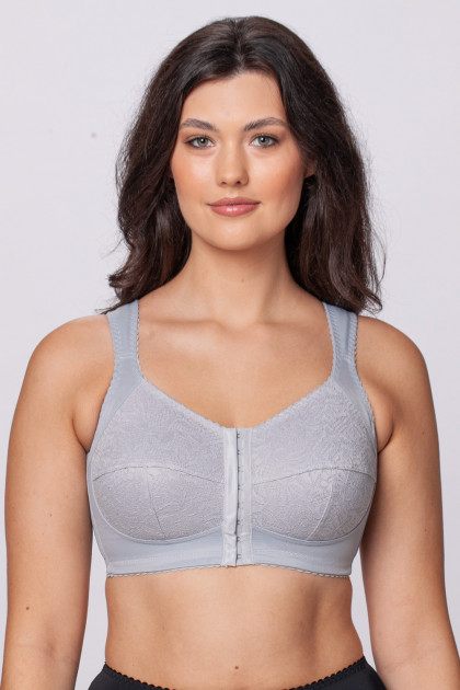 Non-wired front-closing bra with lace for women with larger bust