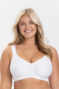 Stay Fresh front-closure non-wired bra