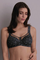 Elegant nonwired bra in floral design with tulle at the neckline