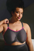 Perfomance underwired sports bra