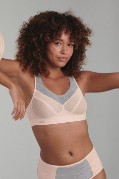 Nonwired merino wool mix firm support sports bra