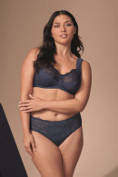 Romantic nonwired support bra with French polka dot