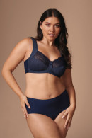 Romantic nonwired support bra with French polka dot