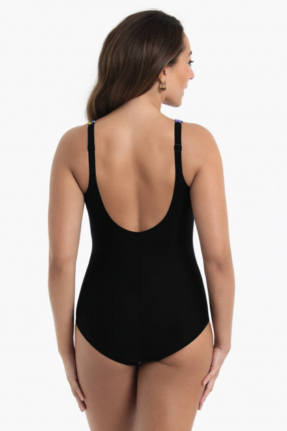 Ολόσωμο Μαγιό Χωρίς Μπανέλες με Ασύμμετρο Draping & Slimming Effect