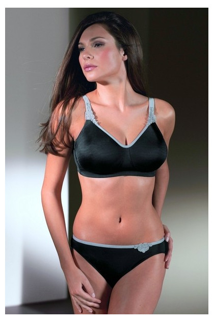 Non-wired bra, ideal inside thin or fitted clothes