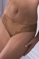 Elegant, lace slip with cotton lining on the crotch