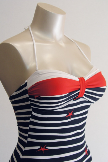 Ολόσωμο μαγιό στράπλες χωρίς μπανέλες