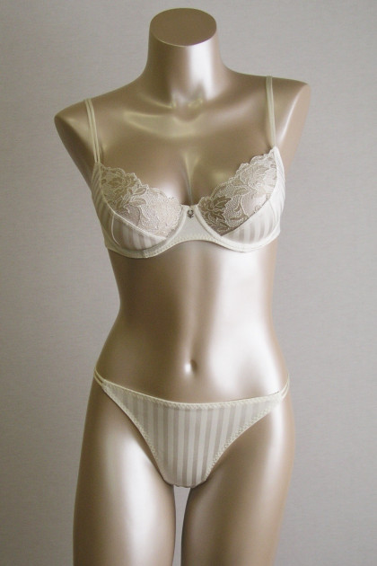 Elegant luxury string with striped weaving