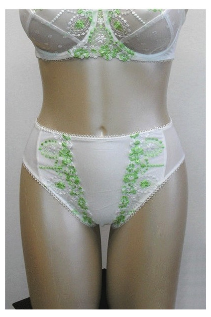 Lace feminine, comfortable slip with cotton crotch