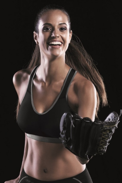 Medium support non-wired sports crossback bra