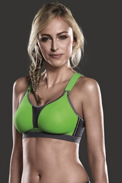 Functional maximum support non-wired sports bra with cross straps on the back