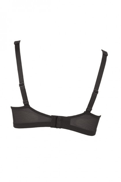 Lightweight non-wired bra with high quality lace and tulle