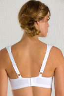 Cotton non-wired bra with reinforced sides and wide straps