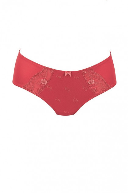 Luxury slip made of fine and durable lace. It embraces the body