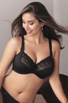 Elegant underwired bra with tulle for heavy breasts