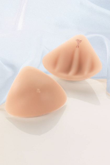 Total mastectomy silicone PROSTHESIS