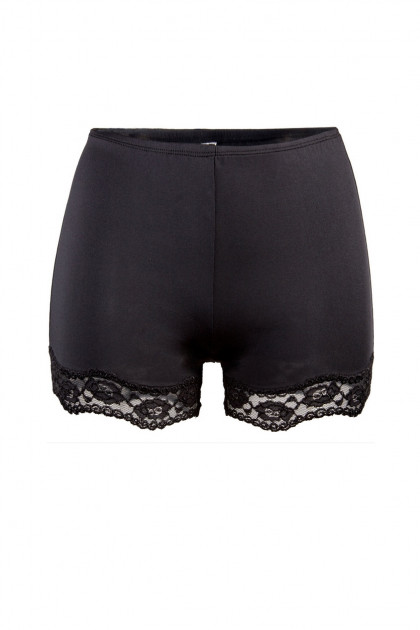 Elegant slip with fine lace trim